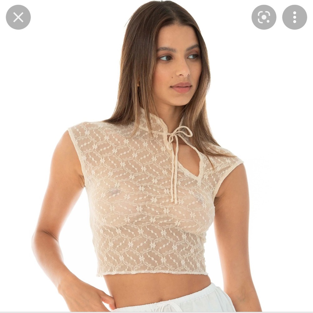 AYAI BiBi top